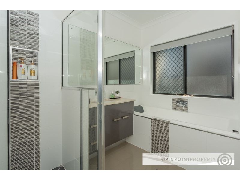 Shoal Point QLD 4750