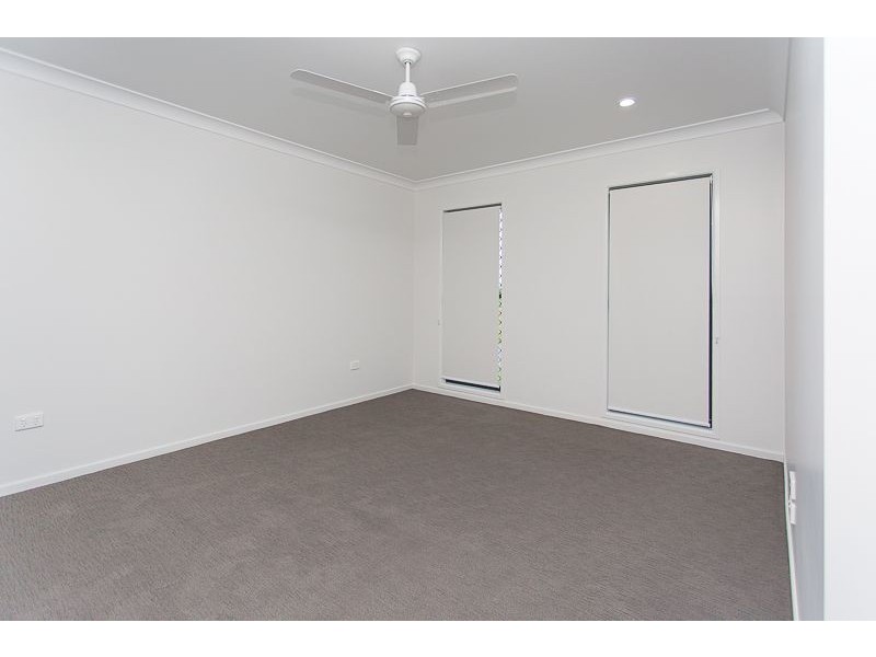 17 Lockyer Court, Rural View QLD 4740