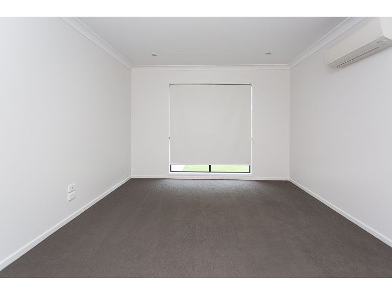 17 Lockyer Court, Rural View QLD 4740