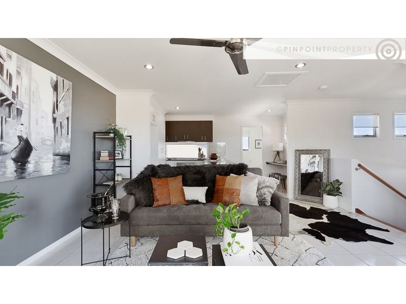 1/11 Makybe Diva Drive, Ooralea QLD 4740