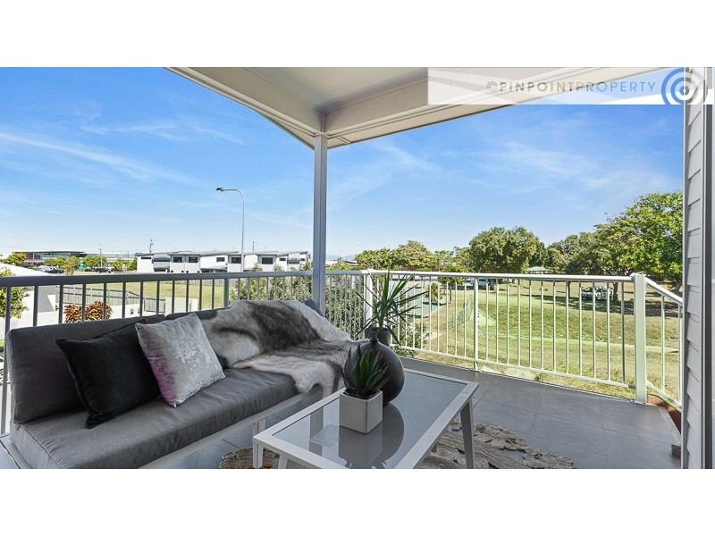 1/11 Makybe Diva Drive, Ooralea QLD 4740