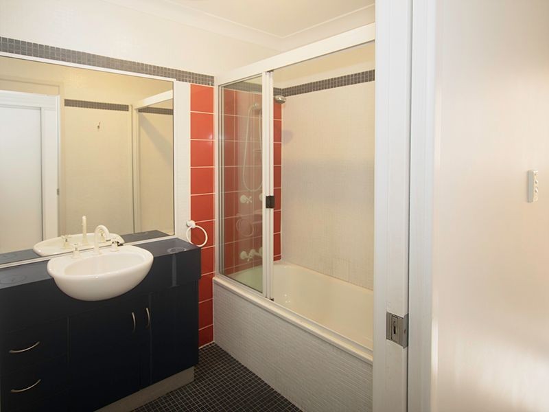 2 Thorning Street, West Mackay QLD 4740