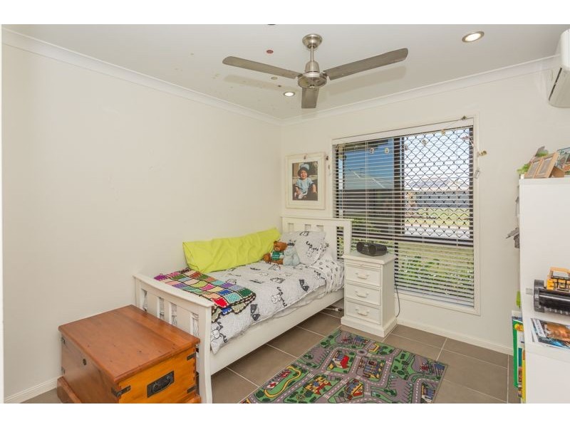37 Turnbuckle Street, Shoal Point QLD 4750