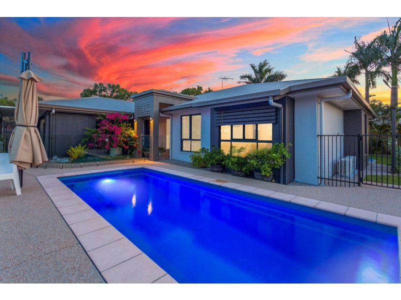 42 Corella Way, Blacks Beach QLD 4740
