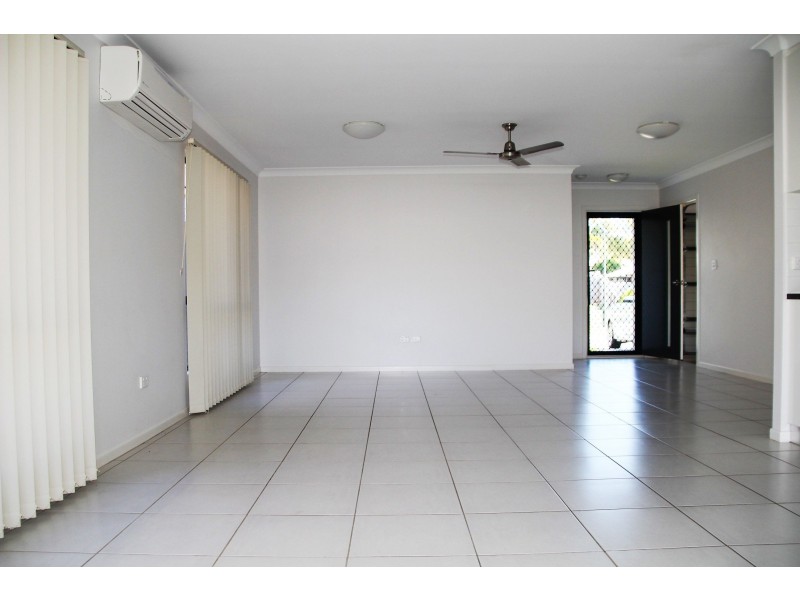 38 Village Circuit, Eimeo QLD 4740