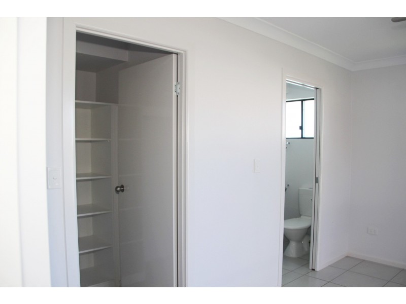 38 Village Circuit, Eimeo QLD 4740