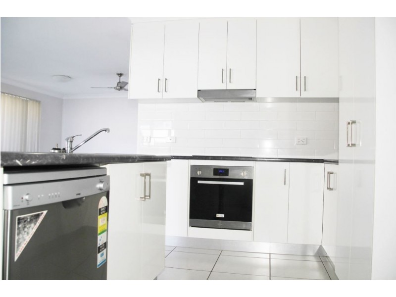 38 Village Circuit, Eimeo QLD 4740