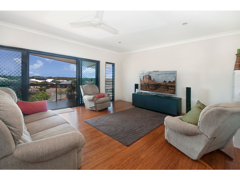 3 Coralcove Court, Blacks Beach QLD 4740