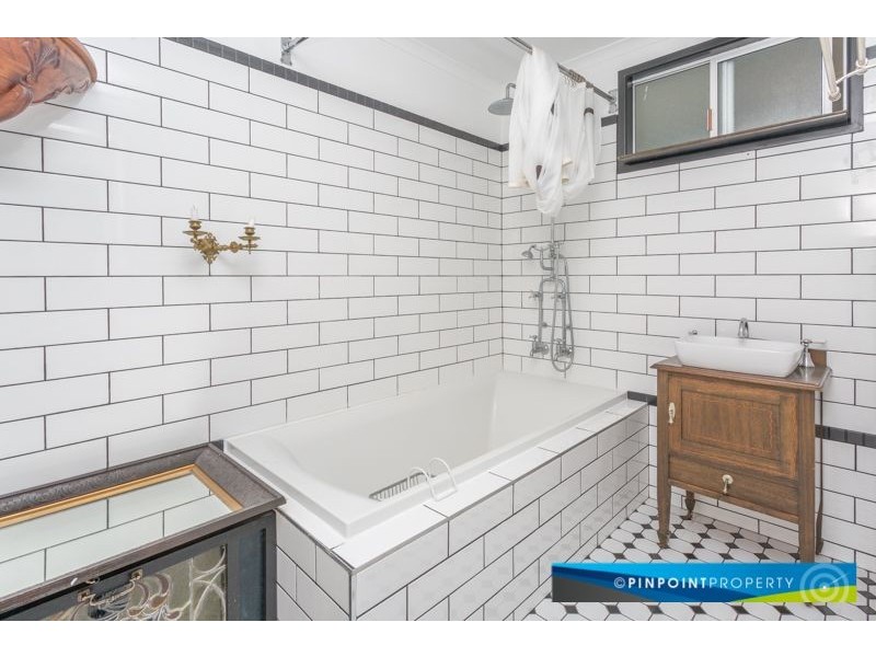 5 Eucalyptus Drive, Andergrove QLD 4740