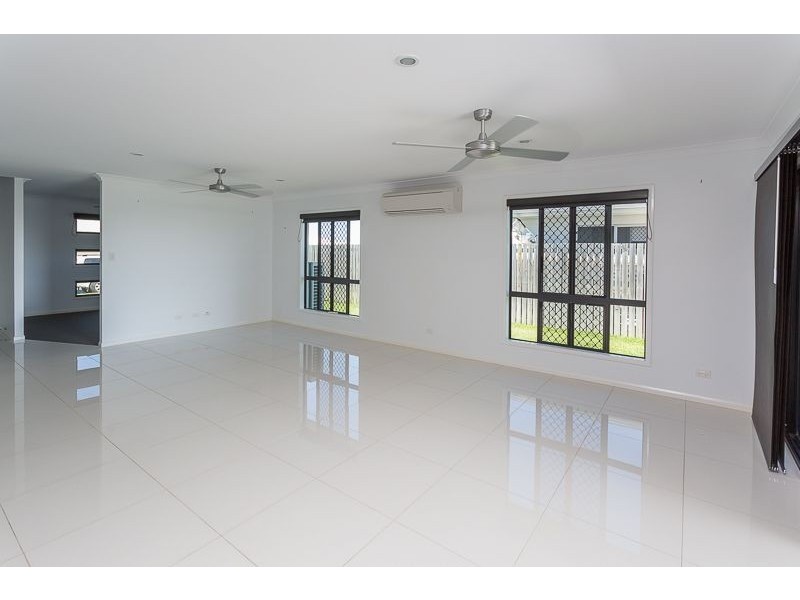 3 Froghollow Drive, Ooralea QLD 4740