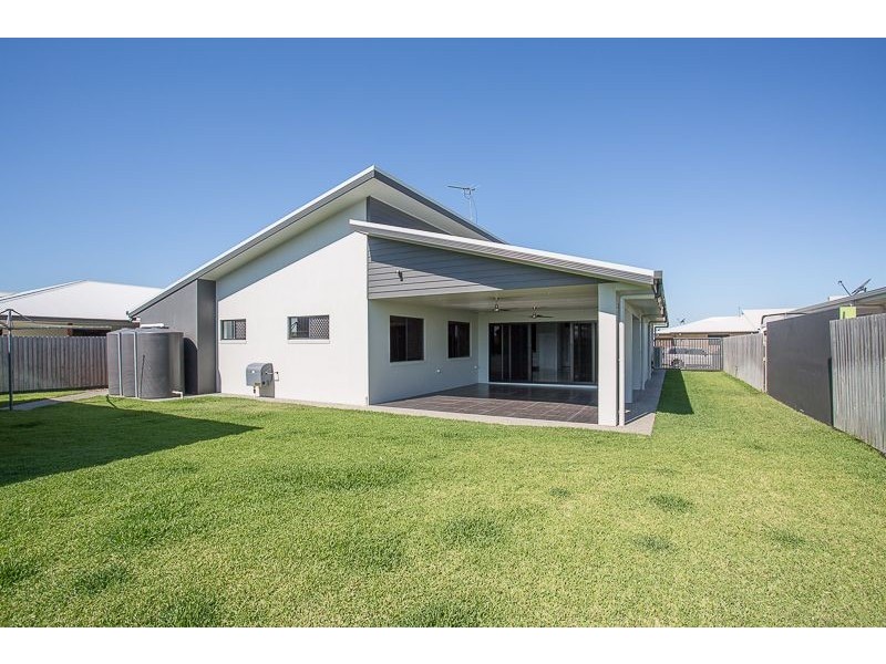 3 Froghollow Drive, Ooralea QLD 4740
