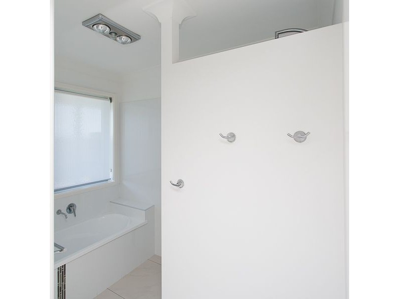 1 Froghollow Drive, Ooralea QLD 4740