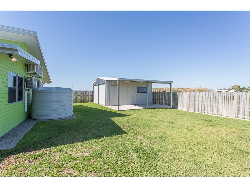 1 Froghollow Drive, Ooralea QLD 4740