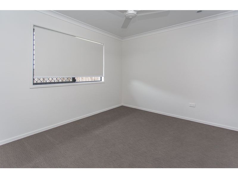 17 Lockyer Court, Rural View QLD 4740