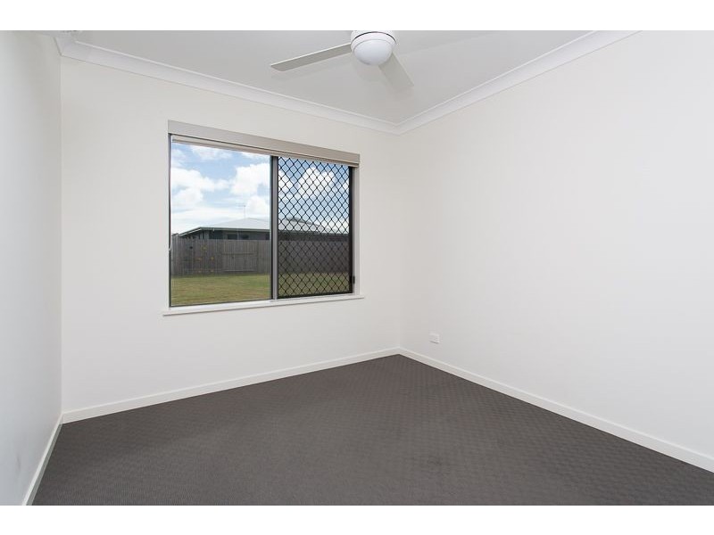 47 McGrath Street, Ooralea Waters, Bakers Creek QLD 4740
