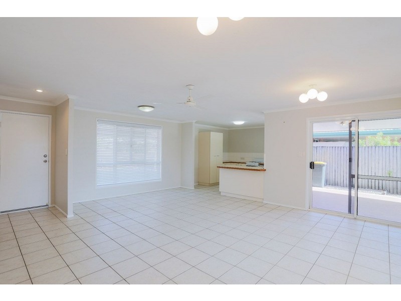 100 Broomdykes Drive, Beaconsfield QLD 4740