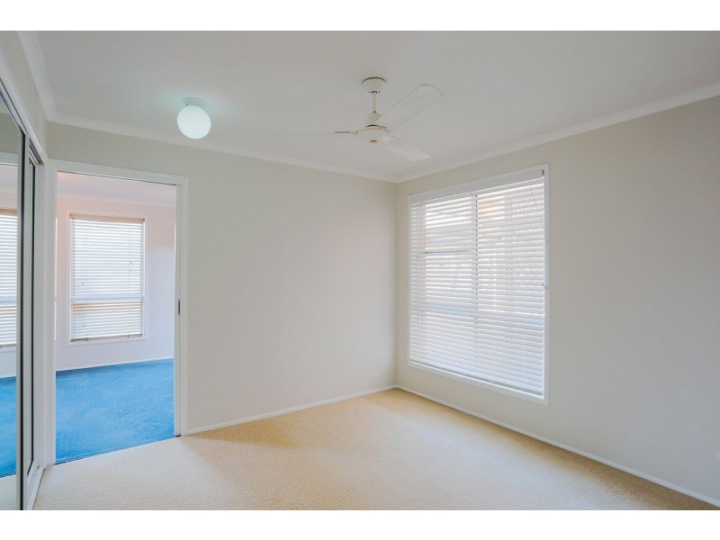 100 Broomdykes Drive, Beaconsfield QLD 4740