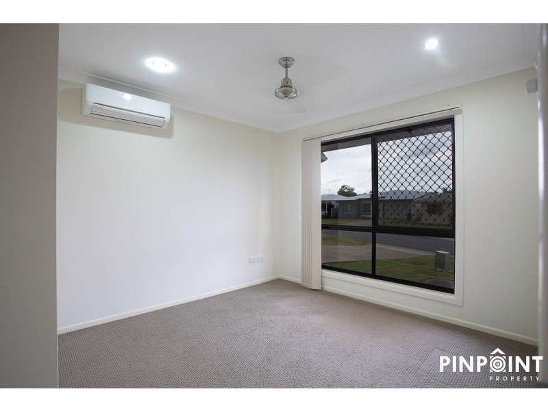 18 Village Circuit, Eimeo QLD 4740