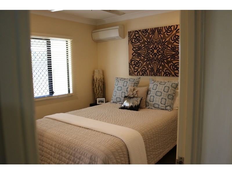 8 Turtle Place, Blacks Beach QLD 4740