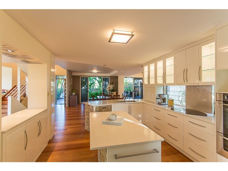11 Sunrise Place, Blacks Beach QLD 4740