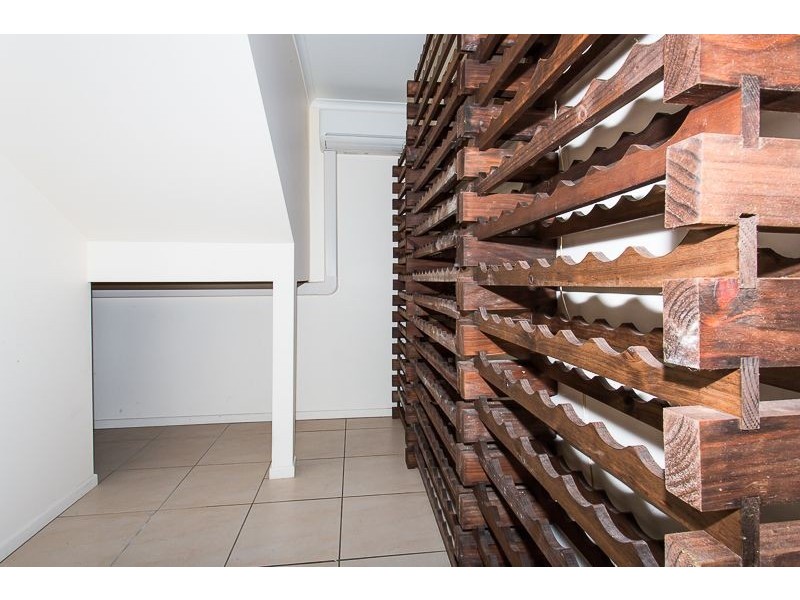 11 Sunrise Place, Blacks Beach QLD 4740