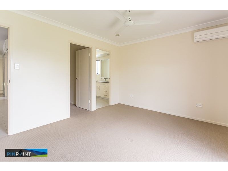 10 Herbert Way, Rural View QLD 4740