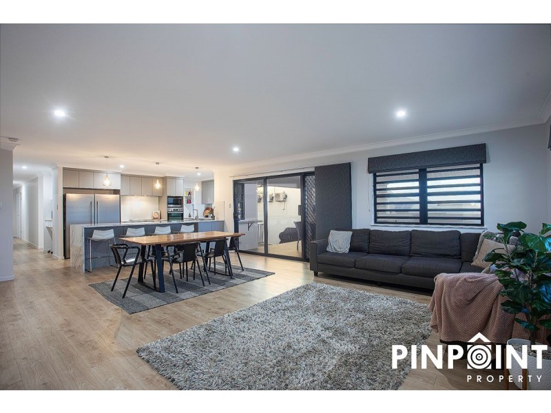 32 Manning Street, Rural View QLD 4740