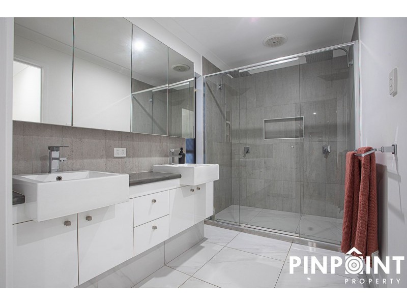 32 Manning Street, Rural View QLD 4740