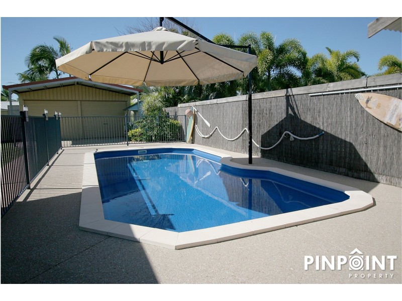 60 Bradman Drive, Glenella QLD 4740