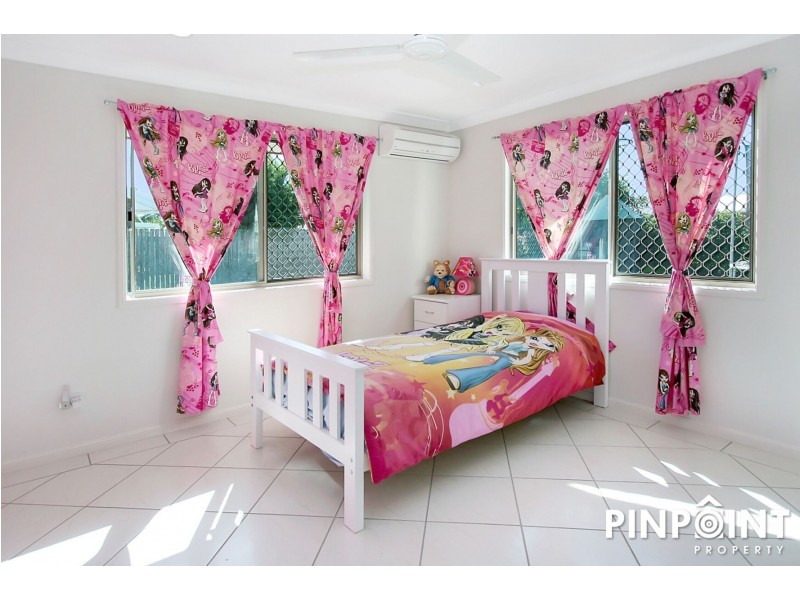 60 Bradman Drive, Glenella QLD 4740