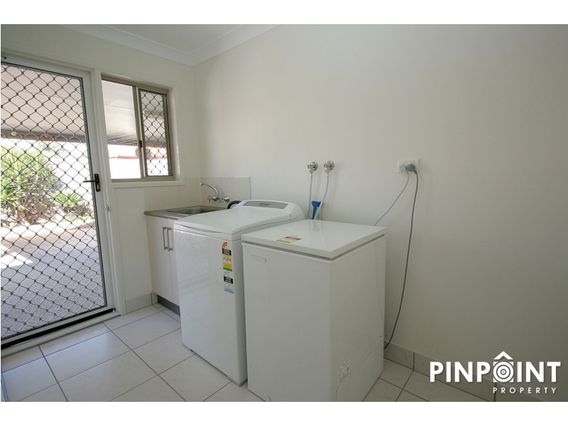 60 Bradman Drive, Glenella QLD 4740