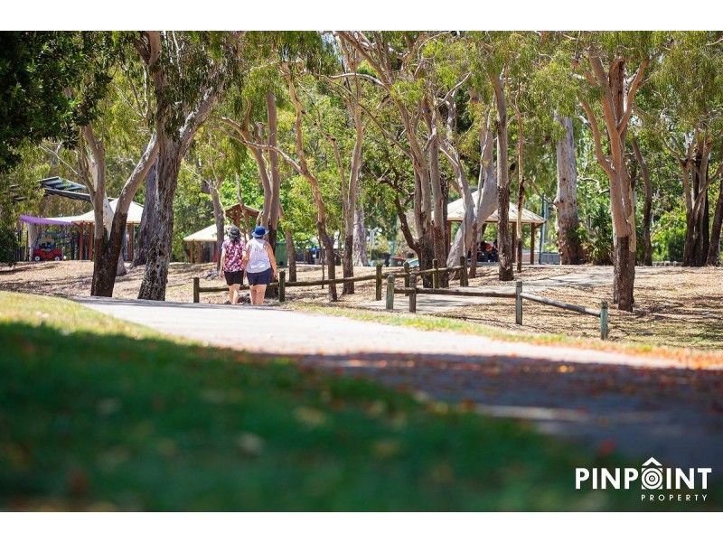 1-7/34 Waverley Street, Bucasia QLD 4750