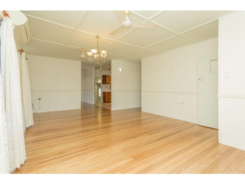 33 Stockbridge Street, West Mackay QLD 4740