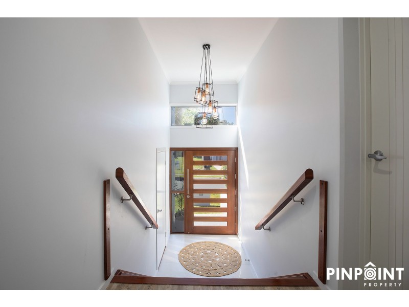 16 Caroval Drive, Rural View QLD 4740