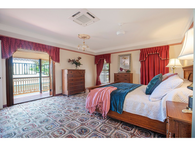 20 Chataway Street, West Mackay QLD 4740