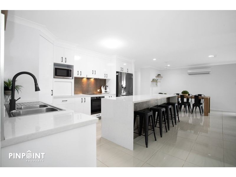 2 Surrey Court, Ooralea QLD 4740