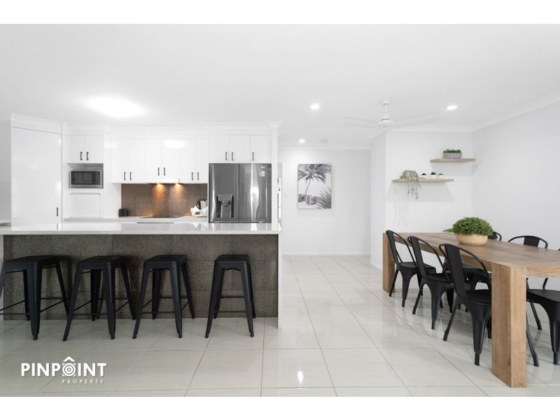 2 Surrey Court, Ooralea QLD 4740