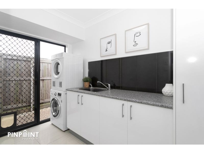 2 Surrey Court, Ooralea QLD 4740