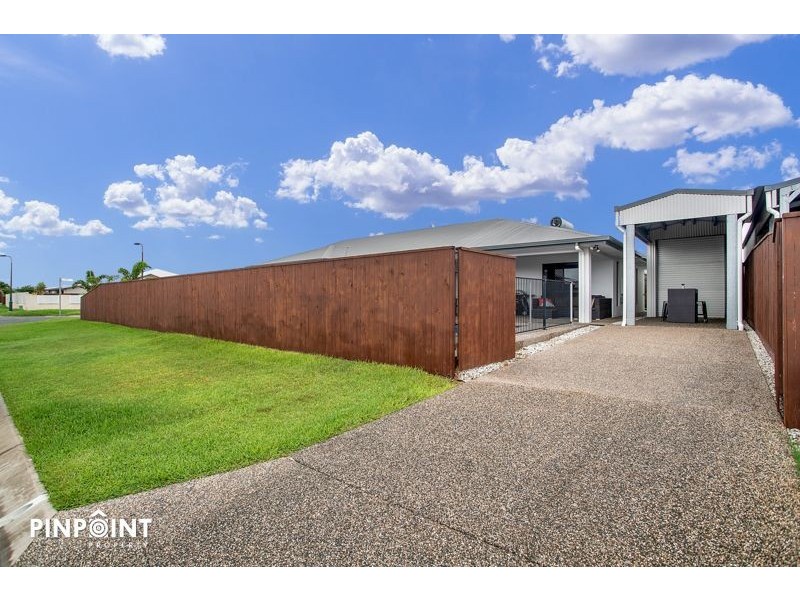 2 Surrey Court, Ooralea QLD 4740