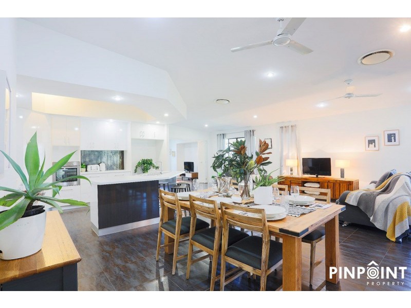 9 Herbert Way, Rural View QLD 4740