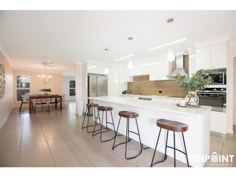 6 Sonoran Street, Rural View QLD 4740