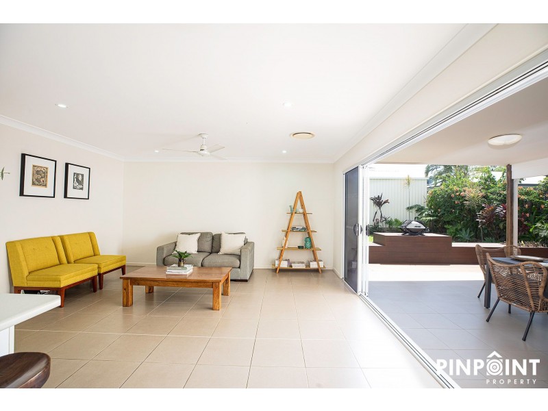 6 Sonoran Street, Rural View QLD 4740