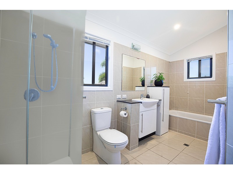 29 Portside Place, Shoal Point QLD 4750