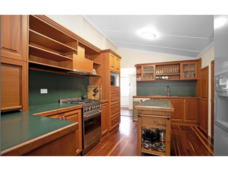 20 Tait Street, West Mackay QLD 4740