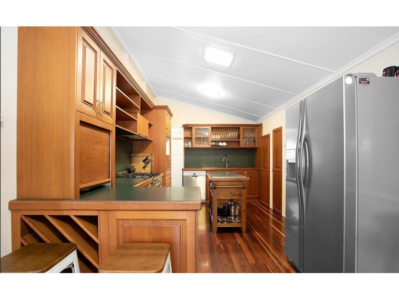 20 Tait Street, West Mackay QLD 4740