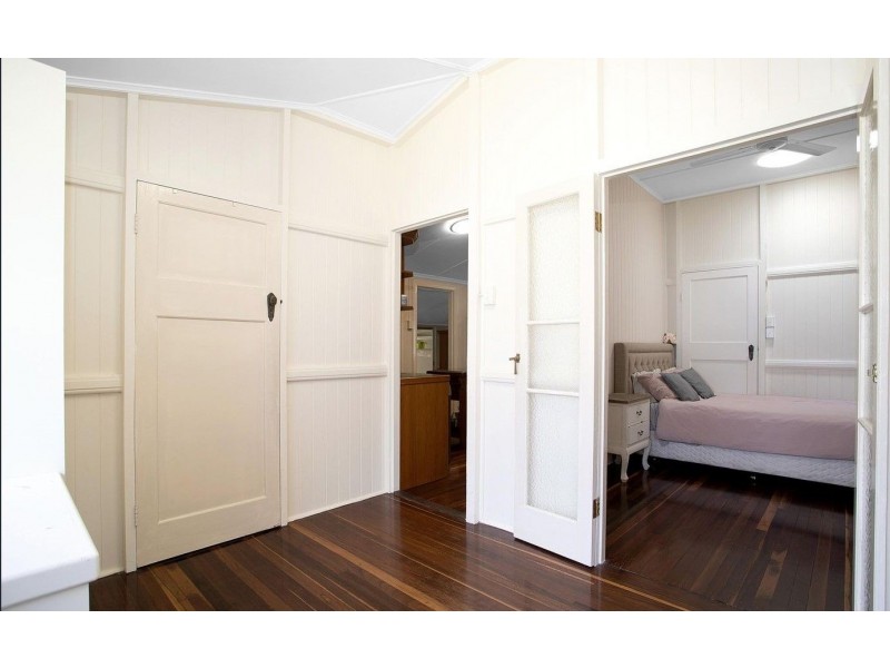 20 Tait Street, West Mackay QLD 4740