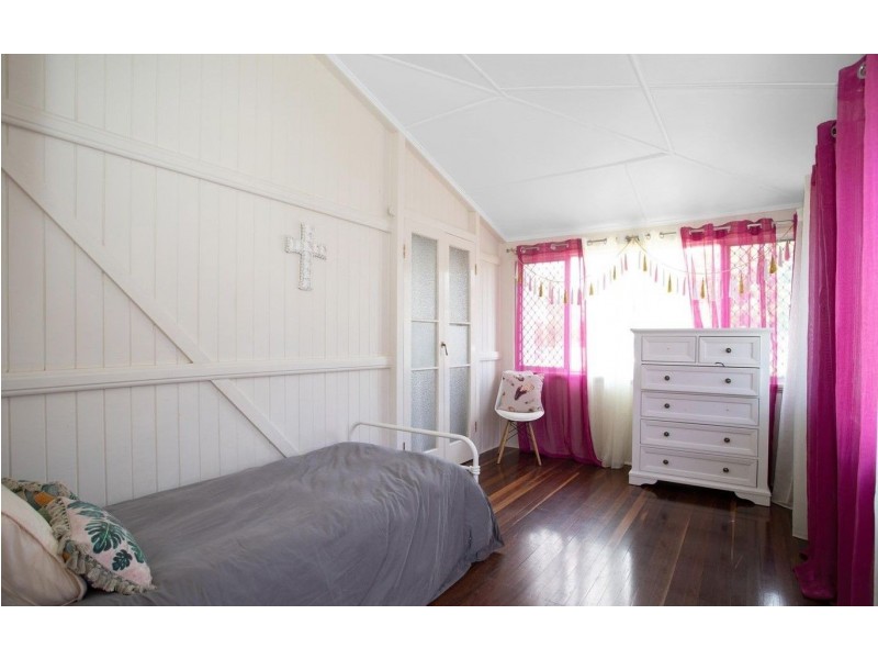 20 Tait Street, West Mackay QLD 4740
