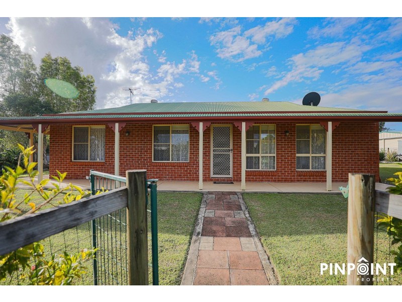 2 Ridgway Court, Marian QLD 4753