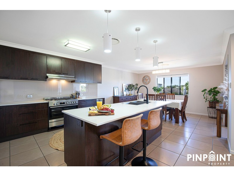 6 Ahern Court, Rural View QLD 4740