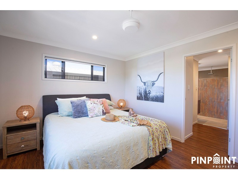 6 Ahern Court, Rural View QLD 4740